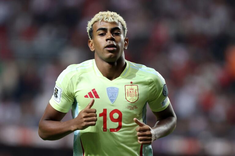 1ad97fb7-26de-42ea-94bd-035f84d42ef5-768x512 Spor Haberleri (CANLI) (12 Kasım) Son Dakika Spor