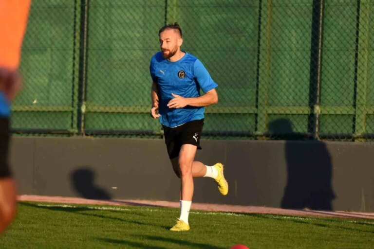 manisa-fk-amed-sportif-faaliyetler-maci-19203224_amp-768x512 Spor Haberleri (CANLI) (2 Kasım) Son Dakika Spor